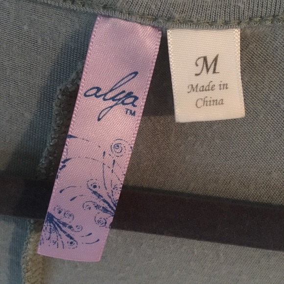 Alya Cross-front 3/4 Sleeve Tee - Picture 3 of 3